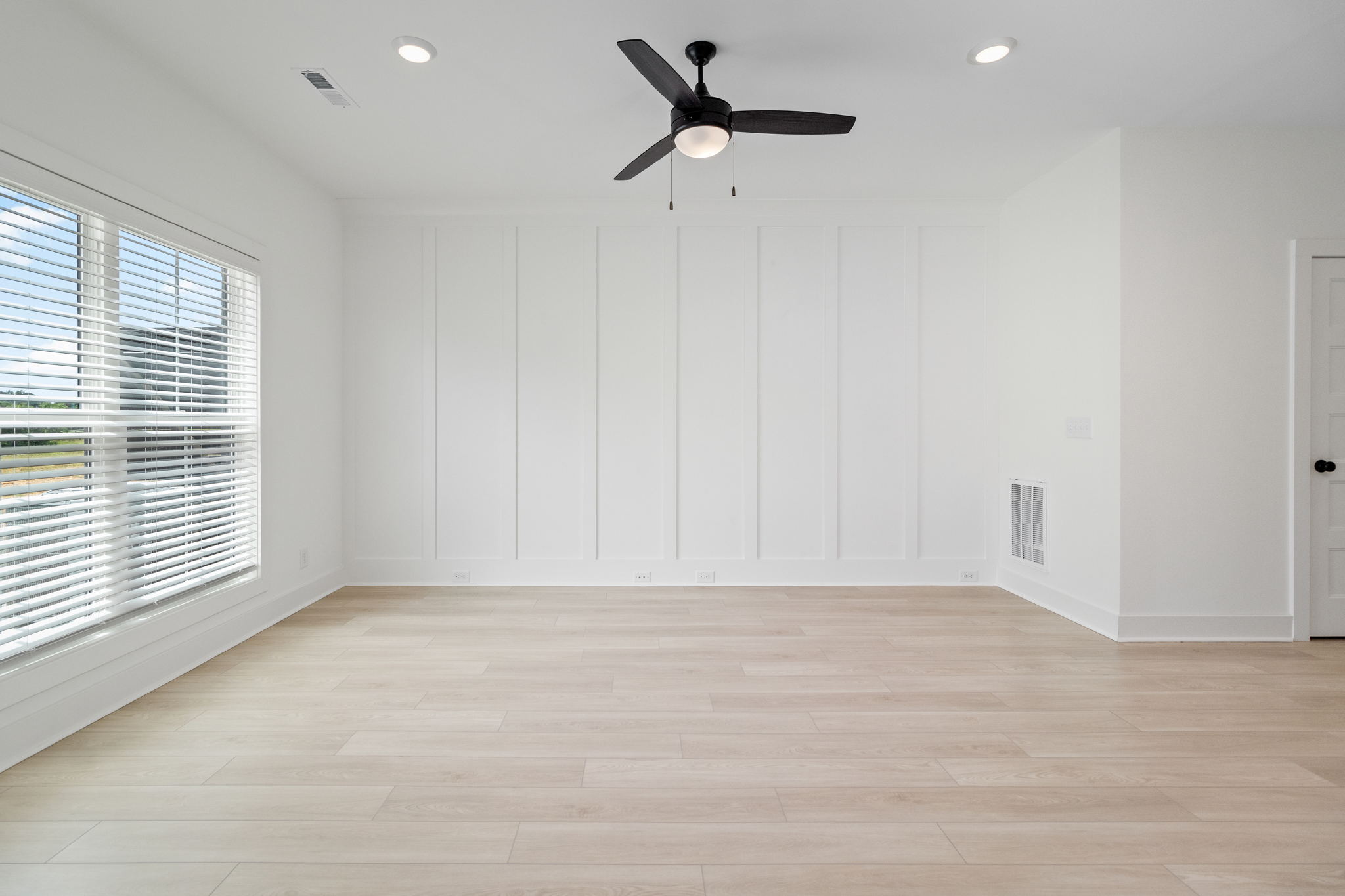 725 Hornbuckle Road - E1